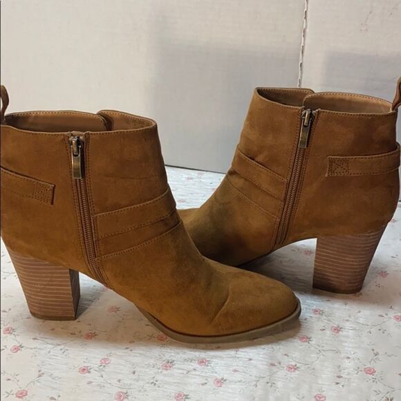 Dorinda Franco Sarto Booties size 10 M - Picture 4 of 5